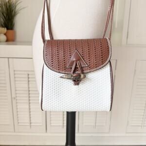 Vintage 80s Ann Taylor White Brown Woven Leather Horn Toggle Crossbody Bag